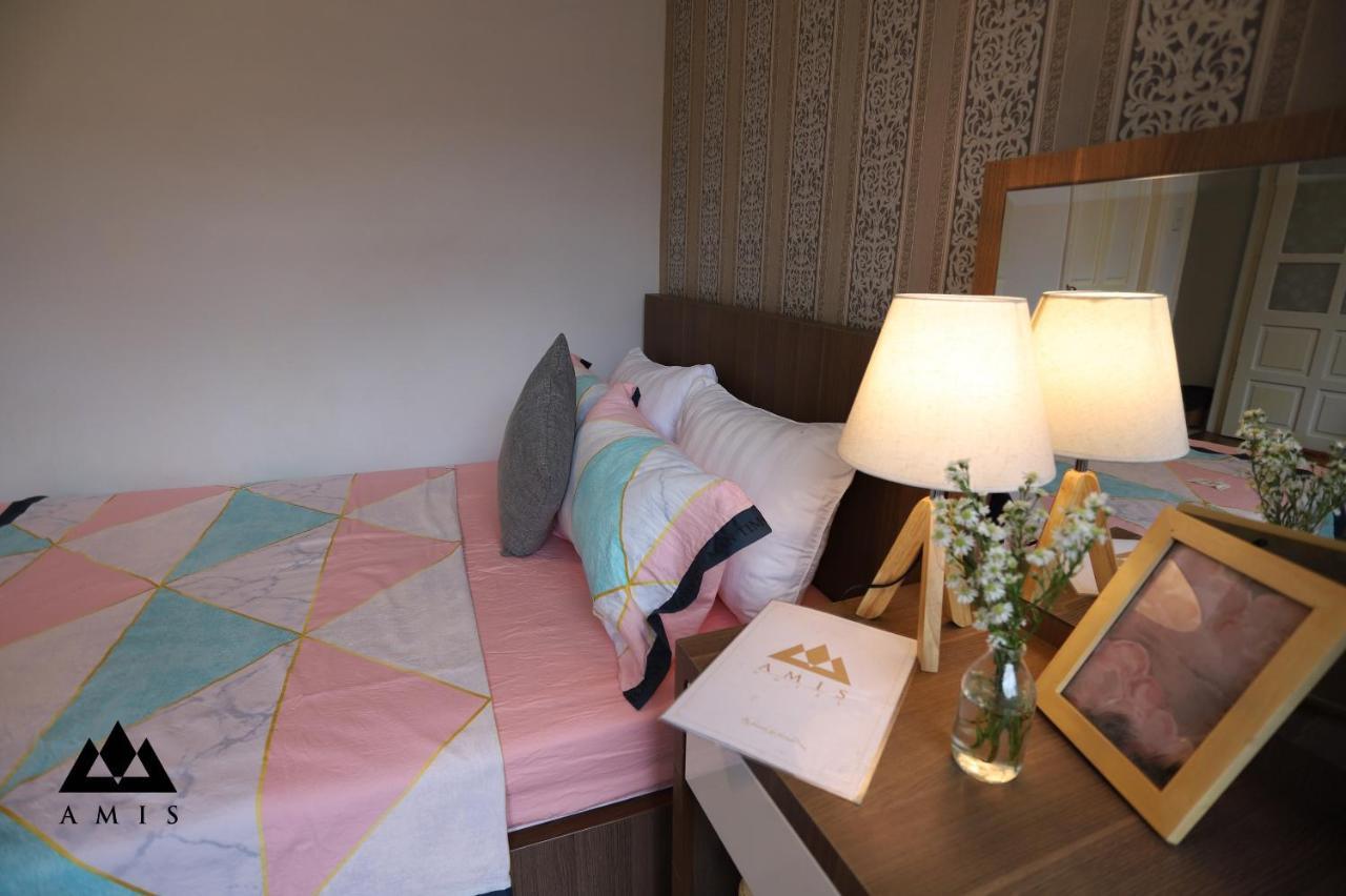 Amis Hotel دالات المظهر الخارجي الصورة