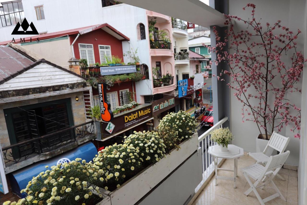 Amis Hotel دالات المظهر الخارجي الصورة