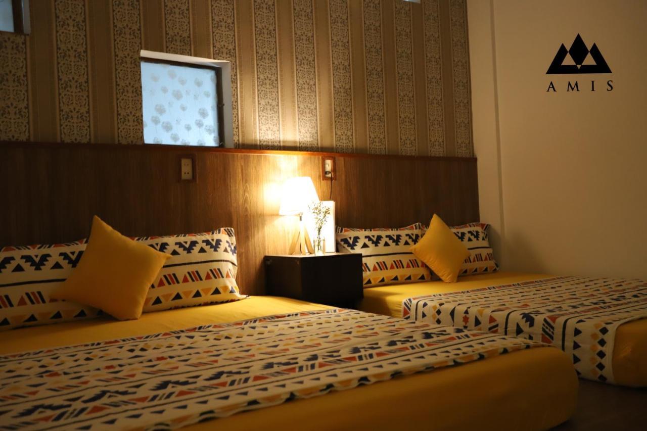 Amis Hotel دالات المظهر الخارجي الصورة