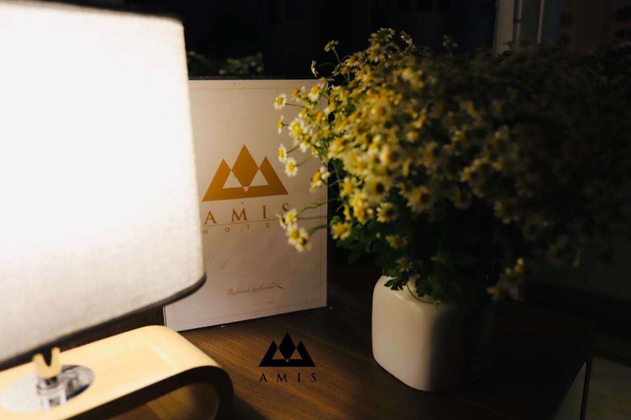 Amis Hotel دالات المظهر الخارجي الصورة