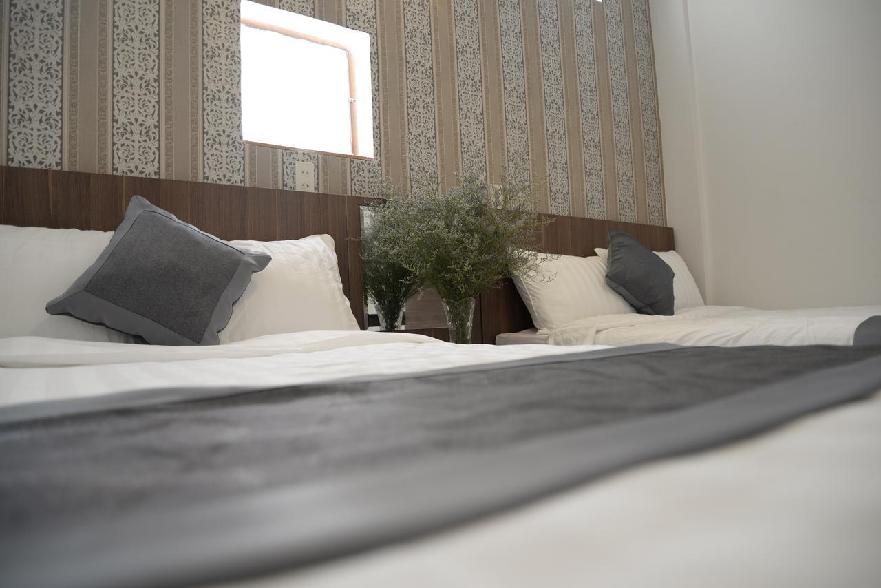 Amis Hotel دالات المظهر الخارجي الصورة